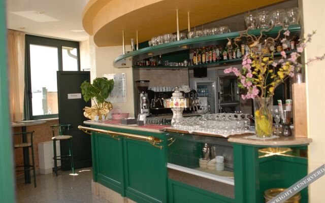 Gran Delta Hotel