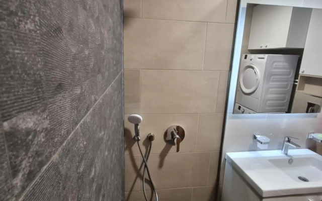 Fantastic new centre apartment