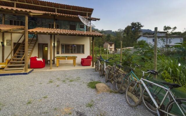 Dama das aguas hostel Paraty