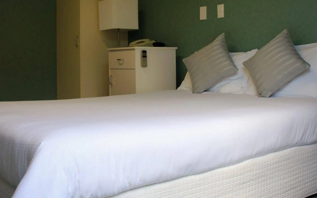 Parkside Lodge