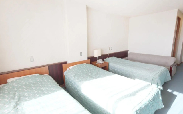 Shiga Swiss Inn – Guest Rooms – Yamanouchi