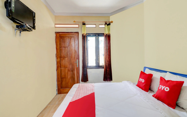 OYO 3879 Villa Sari Intan