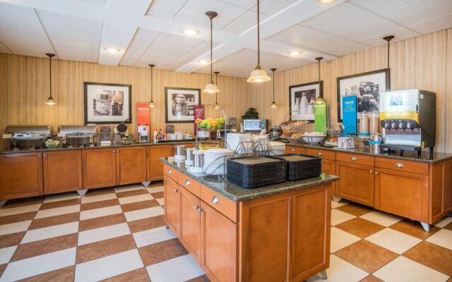 Spark by Hilton Bardstown