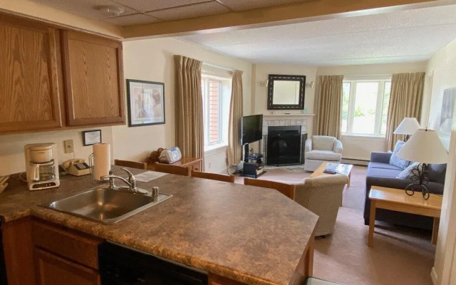 Pico Village Resort D309