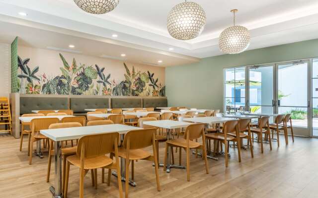 Best Western Plus Capitola By-the-sea Inn & Suites