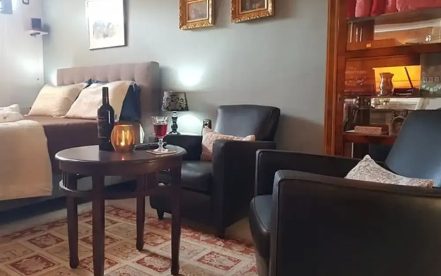 Glyfada's Cosy Apartments
