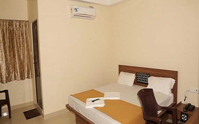 Hotel Santhosh Inn