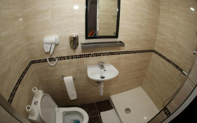 Heathrow Inn
