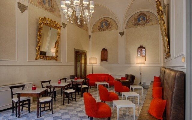 NH Collection Firenze Porta Rossa Hotel