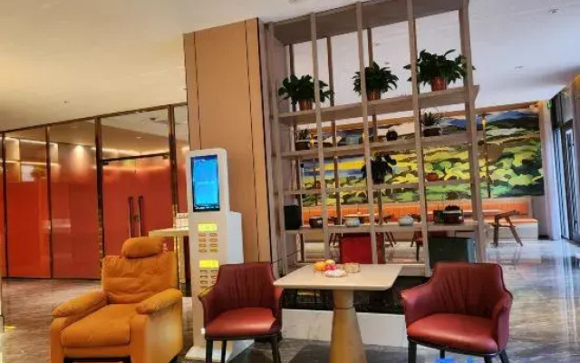 Yuepeng Meihao Hotel (Oriental Lijingmao Branch, Qingyang High speed Railway Station)