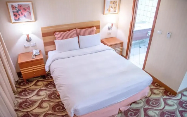 Rich & Free Hotel - Fuzhong