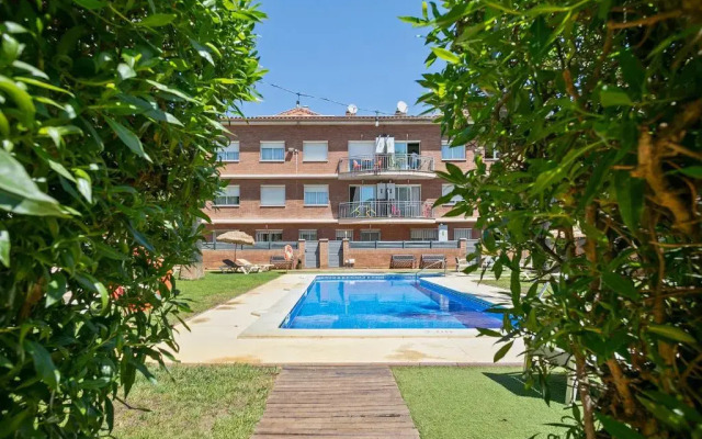 Velor Apartments