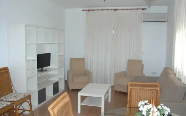 Apartamentos La Giralda