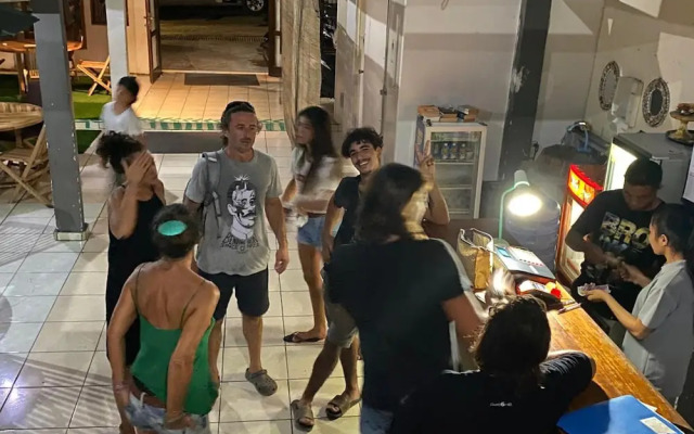 Pesona Restaurant and Room