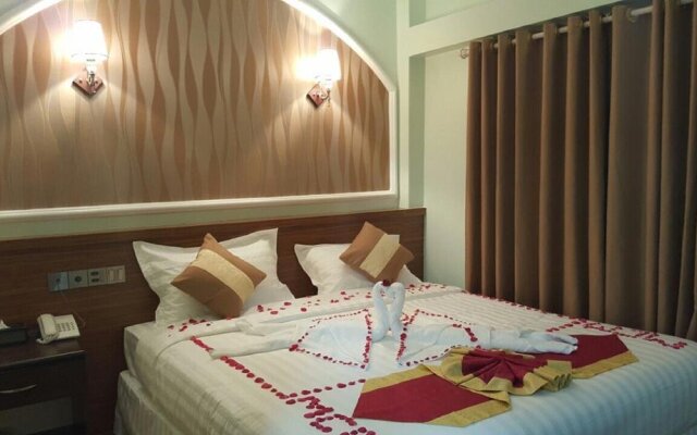 Mandalay Crown Motel