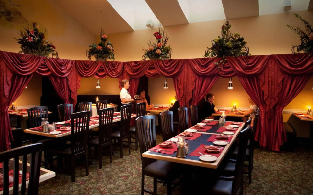 Cedar Meadows Resort & Spa, an Ascend Collection Resort