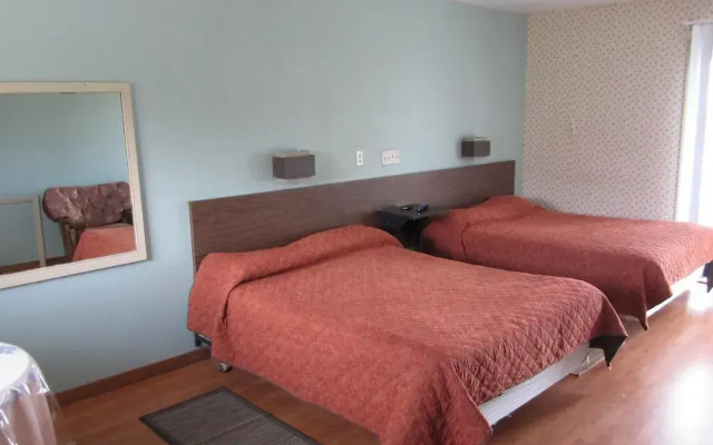Bay Breeze Motel