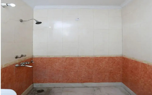 OYO 11752 Hotel Sun Palace Residency