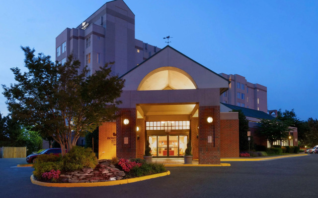 Homewood Suites by Hilton Falls Church - I-495 at Rt. 50