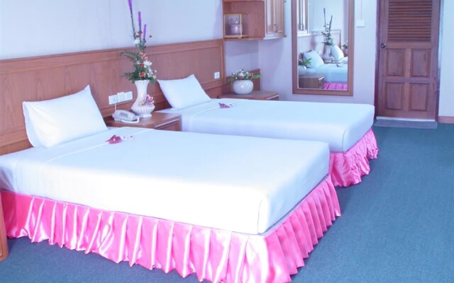 PathumThani Place Hotel