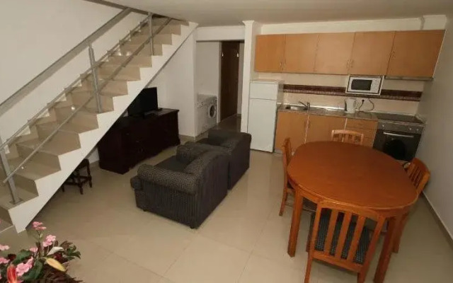 Costa & Isaias Apartamentos