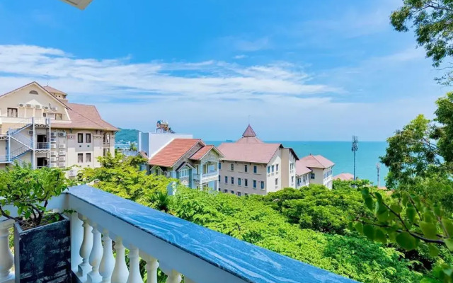 Palm Villa 40- Luxury