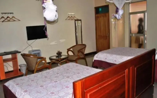 Pearl Highway Hotel