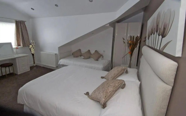 La Suisse Serviced Apartments