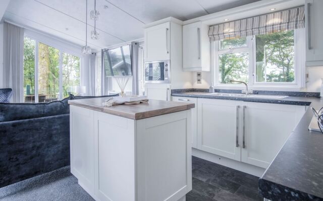 1 Manor Lodge - 3 Bedroom Lodge - Pendine