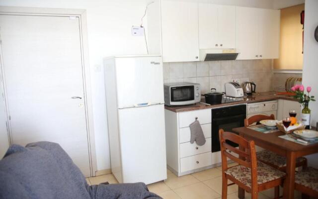 Kato Paphos Apt 400m To The Beach