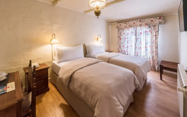 Kau Yatun Hotel Boutique