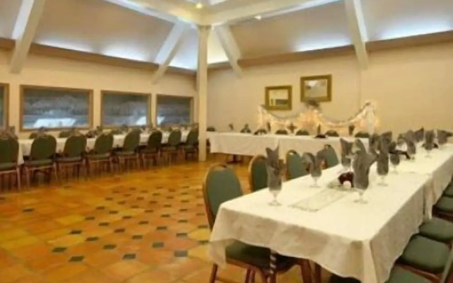 Merced Inn and Suites