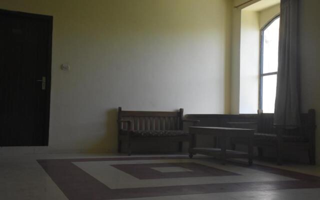 ADB Rooms Hotel Vallabh Darshan