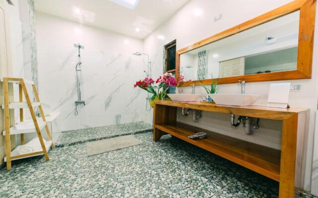 Denika's Suites