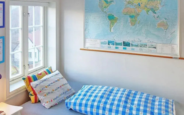 8 Person Holiday Home in Fløyrli