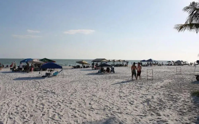 Red Coconut RV Park