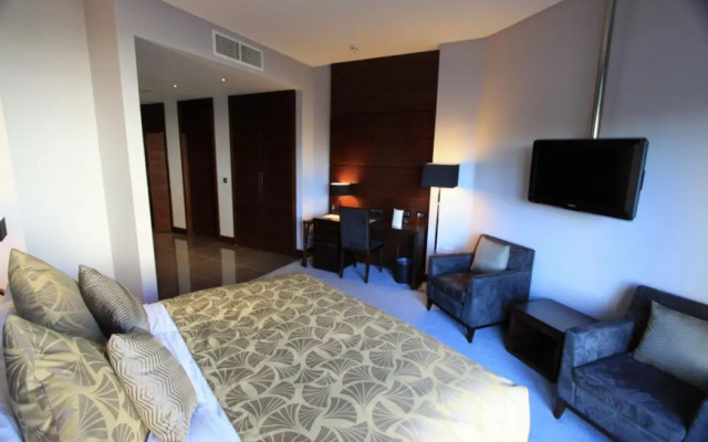 Rafayel on the Left Bank