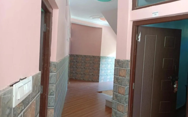 OYO 23141 Kanak Palace Barkot