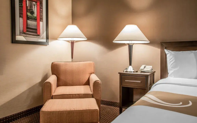 Quality Inn Elgin