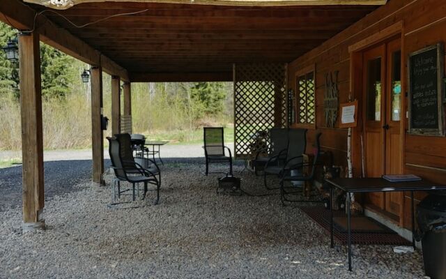 Wolfwood Guest Ranch