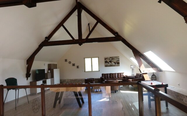 Maison avec piscine intérieure