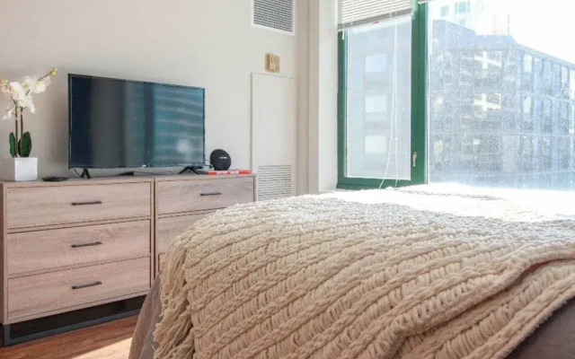 Furnished Suites Near Navy Pier