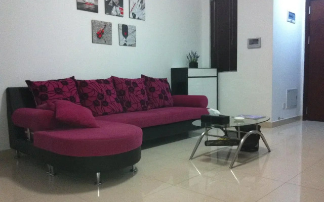 Shenzhen Shengang Apartment Dongmen Branch