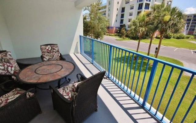 Oceanwalk 1-203 Apartment 2