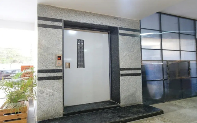 Fabhotel Big Daddy Suites