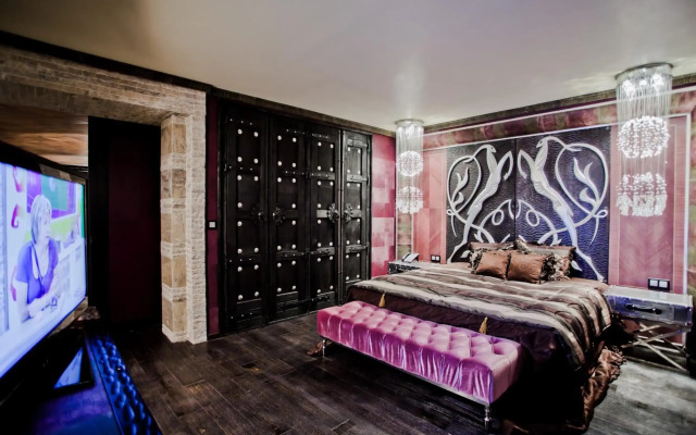 Royal Castle Design & SPA Hotel