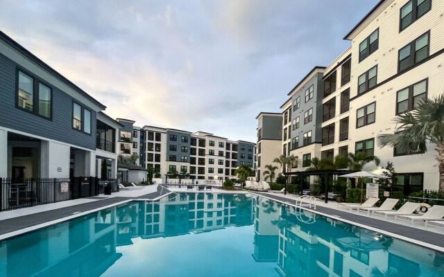 The Pointe Condos by Barsala