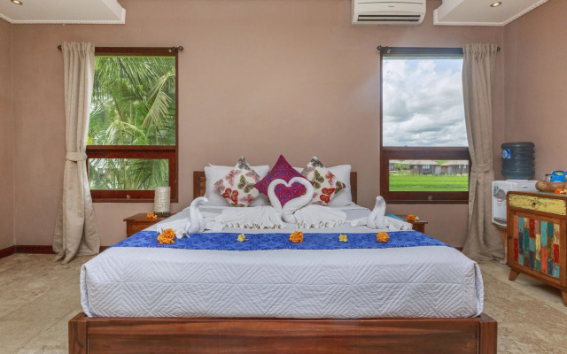 Solo Villas and Retreat