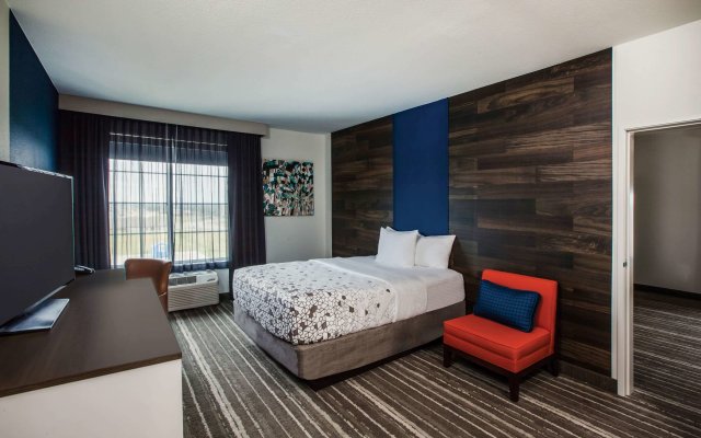 La Quinta Inn & Suites by Wyndham Owasso