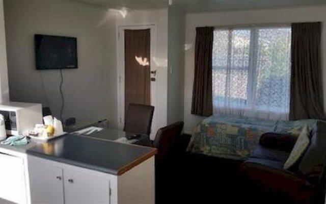 Rockfield Motel